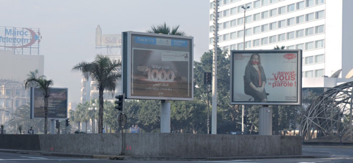 L'affichage entre publicité et salement des lieux publics